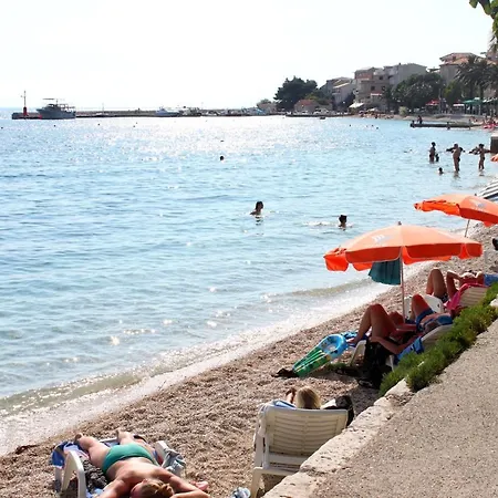 Apartment 5198d Gradac (Split-Dalmatia)