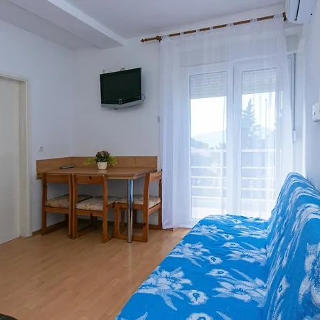 Apartment 5198d